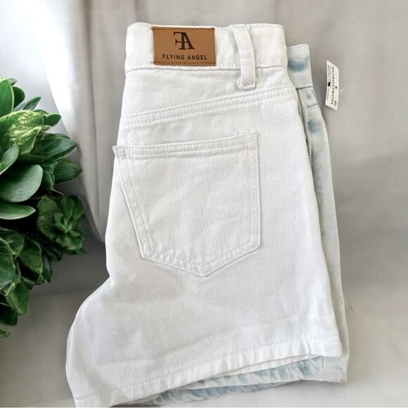 Flying Angel two toned denim shorts size 27/5 NWT. - Picture 5 of 6